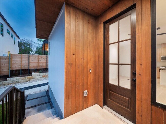 Foto del edificio - 1712 Woodland Ave