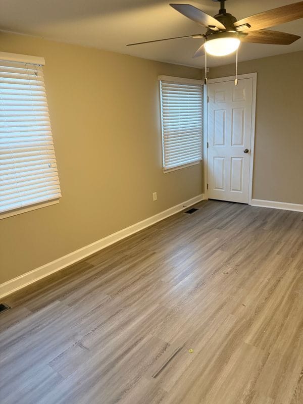 Foto del edificio - 1703 Greentree Ct