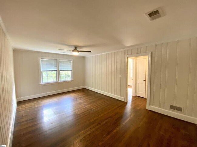 Foto del edificio - 2 bedroom in Greenville SC 29601