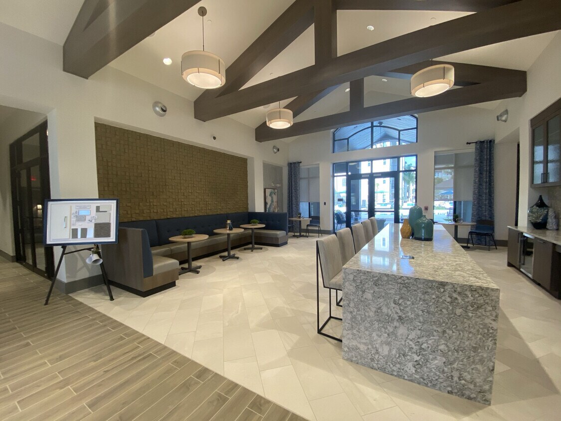 Murano at Three Oaks Apartments in Fort Myers, FL