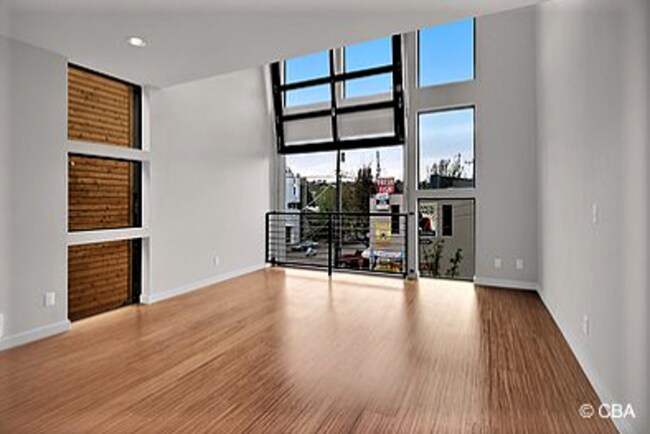 Building Photo - 3602 Palatine Ave N