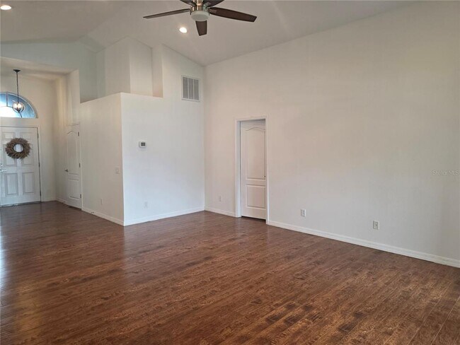 Building Photo - 3214 Prairie Iris Dr