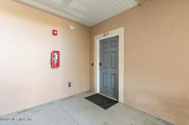 Foto del edificio - 2875 Golden Lake Loop