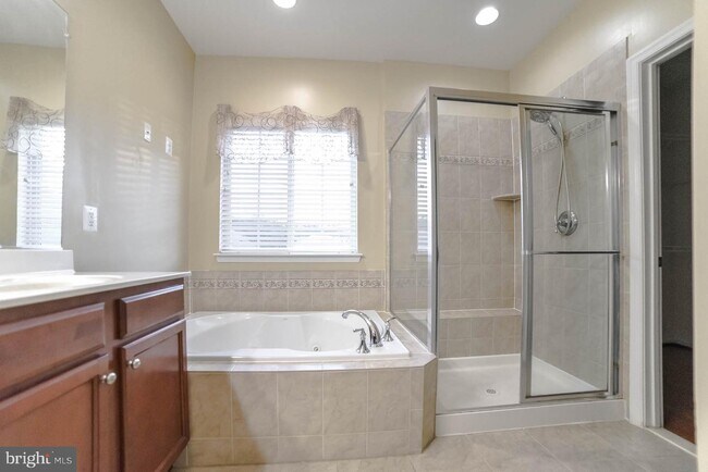 Building Photo - 23249 Wild Daisy Way