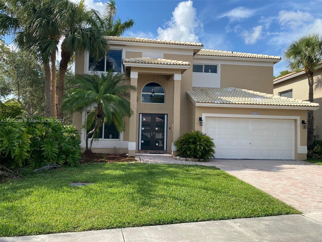 16785 NW 12th Ct, Pembroke Pines, FL 33028 House Rental in Pembroke Pines, FL