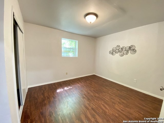 Building Photo - Dignowity 2 Bedroom Detached Casita with P...