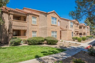 Building Photo - 1150 N Buffalo Dr