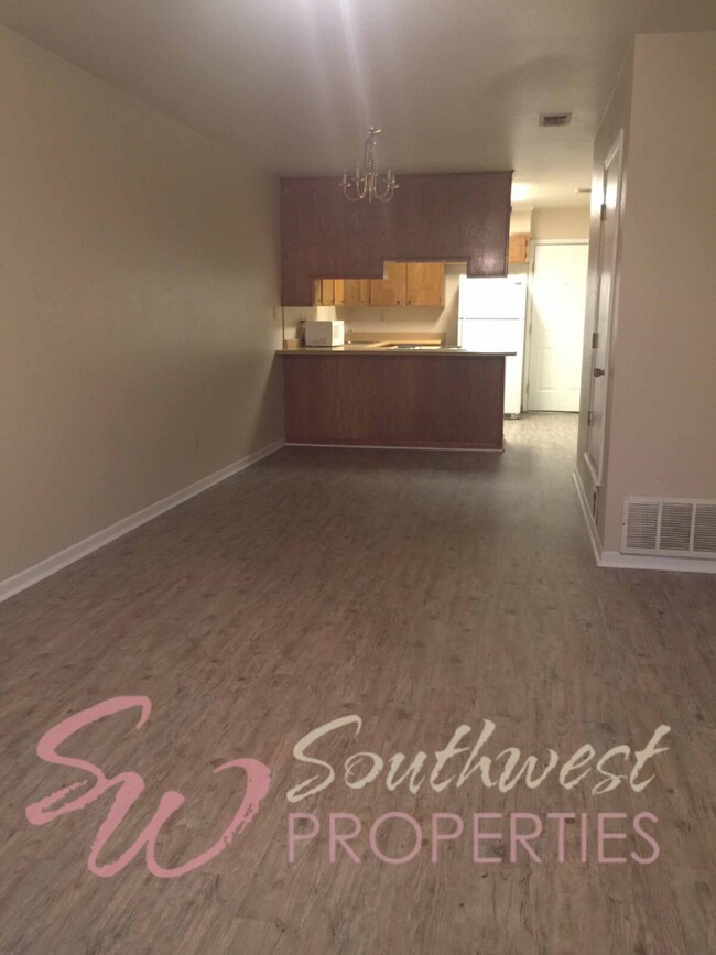 Foto del edificio - 3 bedroom 2 bath in an excellent neighborhood