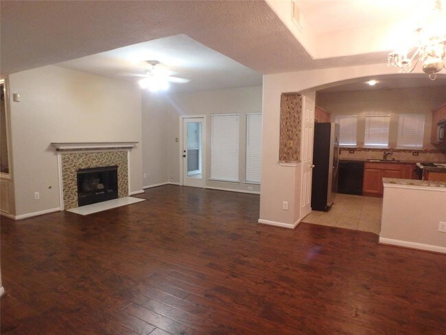 Building Photo - 83 N Avonlea Cir