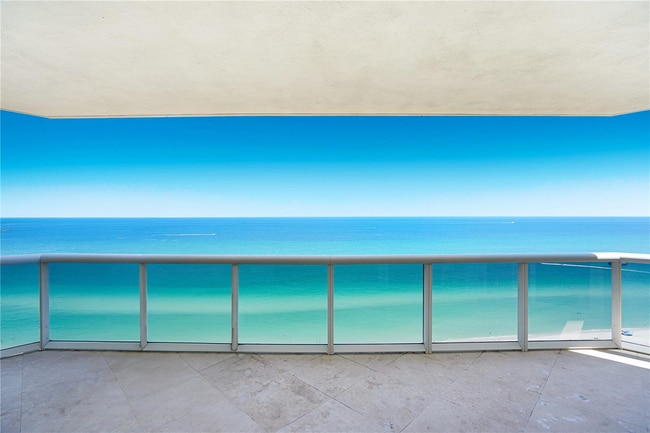 Building Photo - 4775 Collins Ave
