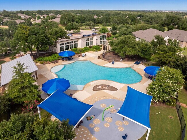 Foto del edificio - Ready NOW! Greenbelt Wooded Views