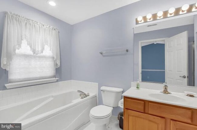 Building Photo - 11813 Hunters Run Dr