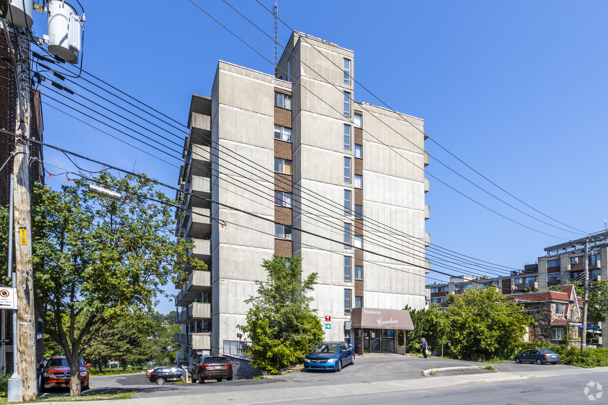 Building Photo - Le 3333