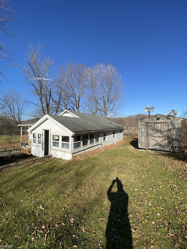 Building Photo - 2 br, 1 bath House - 2450 Infidel Hollow Rd