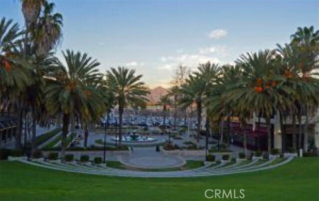Foto del edificio - 16 Compass Ct
