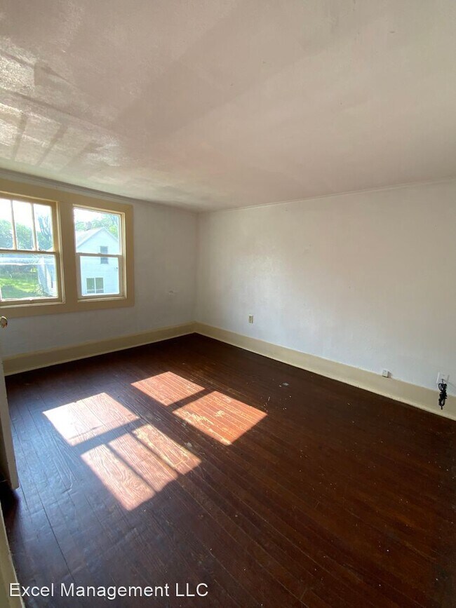 Building Photo - 6 br, 2 bath House - 629 Diamond Ave