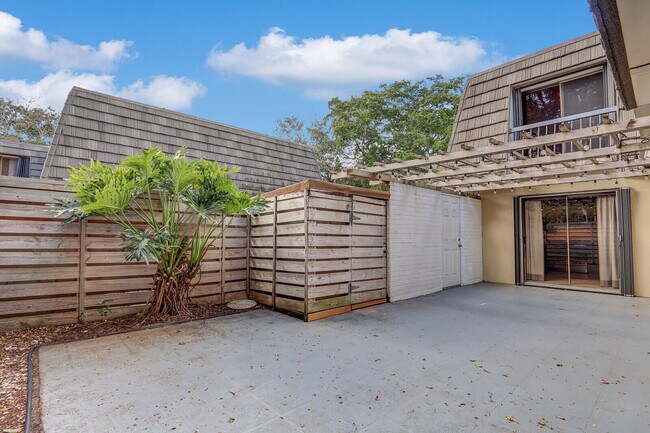 Foto del edificio - 803 8th Terrace