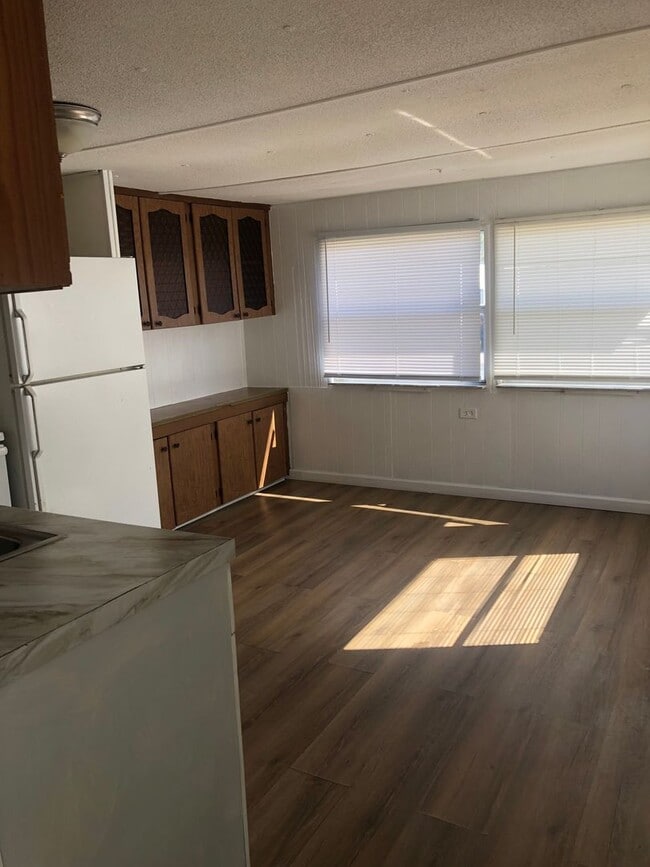 Foto del edificio - 12300 Phillips Ln