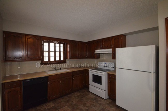 Foto del edificio - 13001 S Conway Ct