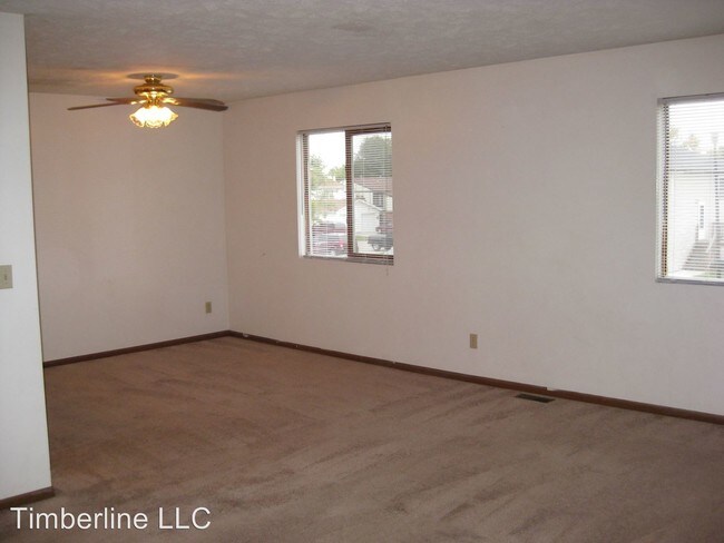 Building Photo - 2313 SW 19th St