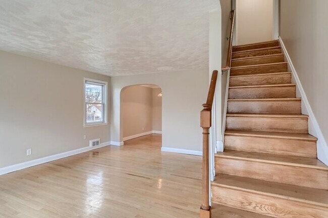Foto del edificio - 3305 Mayfair Road, Baltimore, MD, 21207