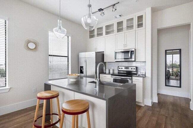 Foto del edificio - 1508 Blodgett St