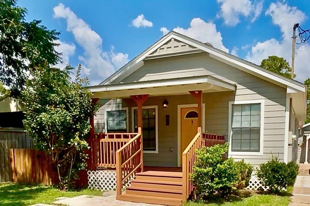 Primary Photo - 410 McPhail St