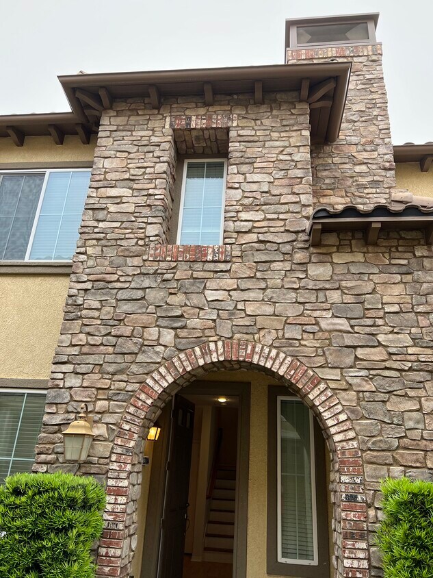 Primary Photo - 23904 Brescia Dr