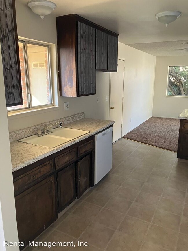Building Photo - 3 br, 2 bath House - 601 San Diego