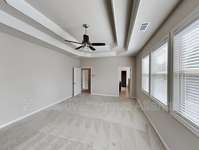Building Photo - 7501 Silk Tree Pointe