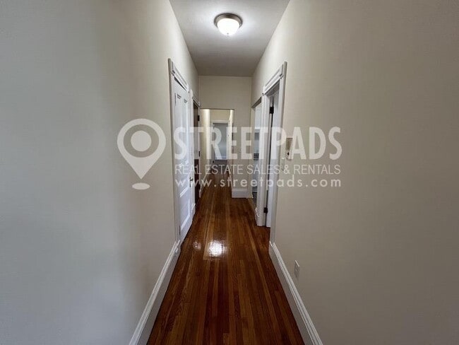 Building Photo - 1 bedroom in Boston MA 02115