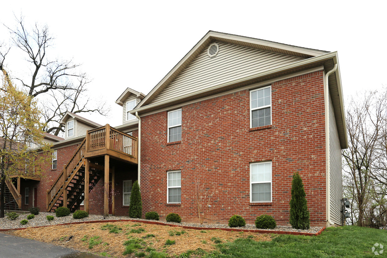 Building Photo - Cottonwood Condominiums