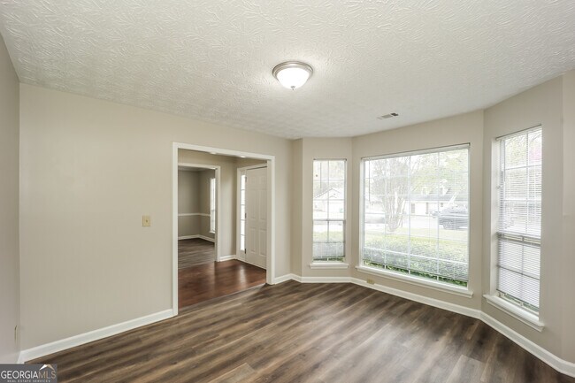 Foto del edificio - 8432 Cedar Creek Ridge