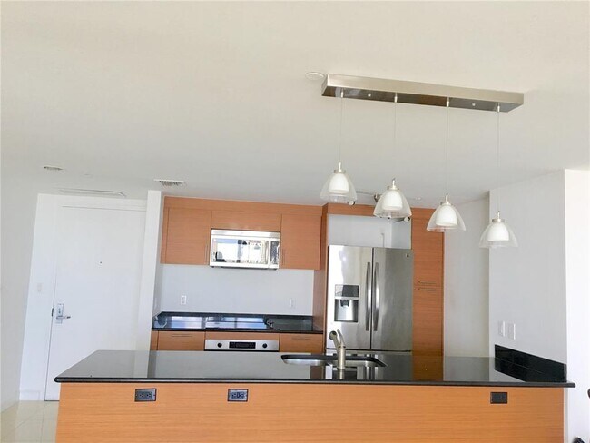 Foto del edificio - 50 Biscayne Blvd