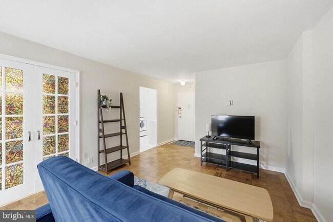 Foto del edificio - 1420 N St NW