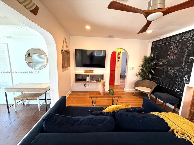 Foto del edificio - 1245 NE 17th Way