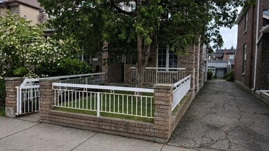 Building Photo - 423 Margueretta St