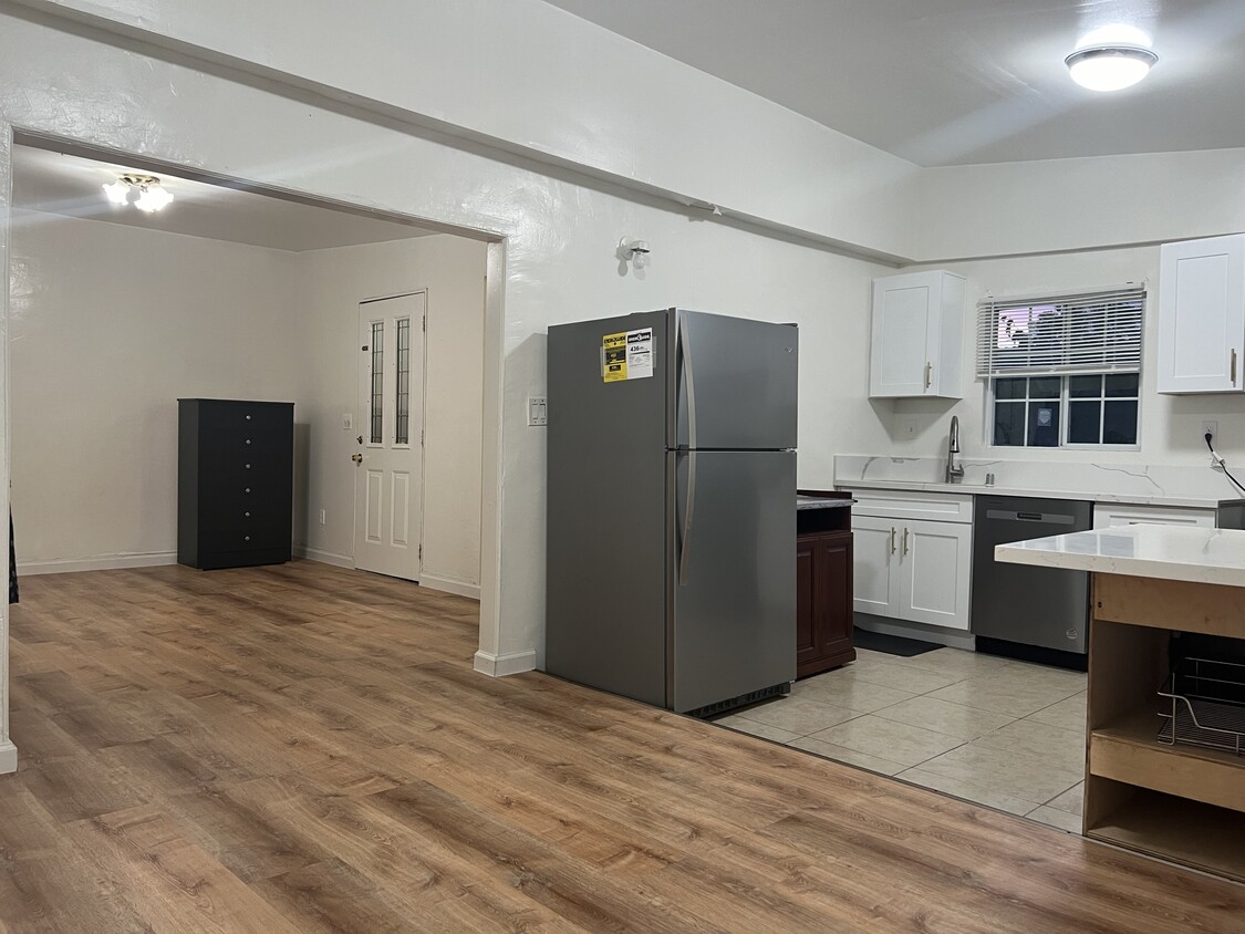 DINING ROOM - 3558 Kelton Ave