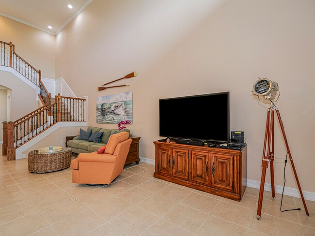 Building Photo - 4570 Bridgepointe Way