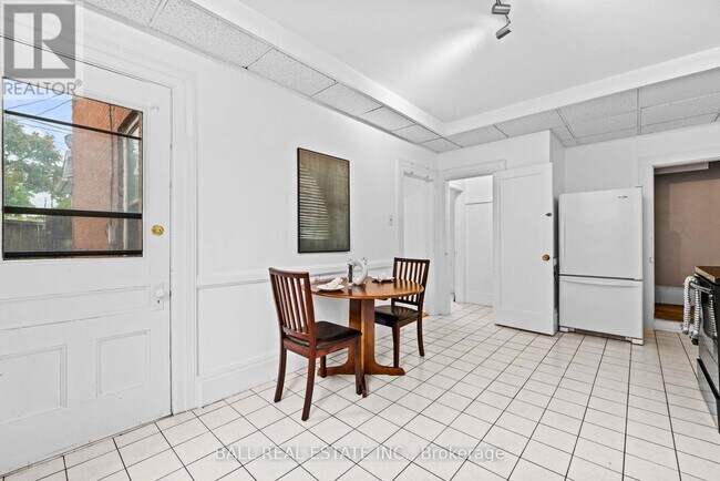 Building Photo - 78 McDonnel St