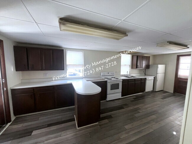 Foto del edificio - 600 8th St