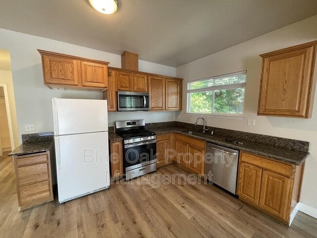 Foto del edificio - 330 Oak St