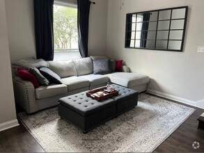 Building Photo - 39 Houmas Pl