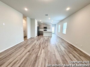 Foto del edificio - 2557 Windle Ln