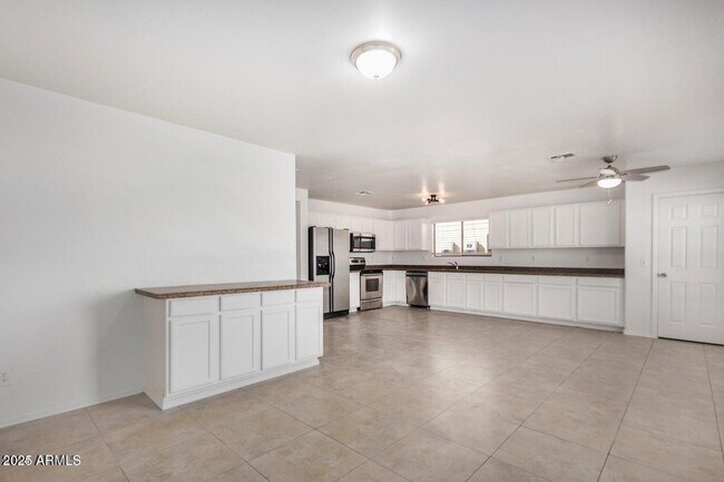 Foto del edificio - 11836 W Rosewood Dr