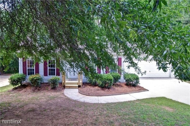 Building Photo - 3 br, 2 bath House - 111 Whispering Ct