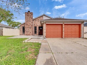 Building Photo - 22538 Market Square Ln
