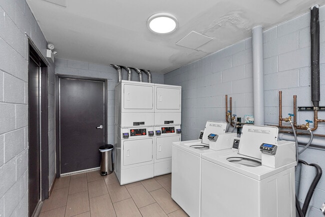 Foto del edificio - 1220 N Lasalle-3K