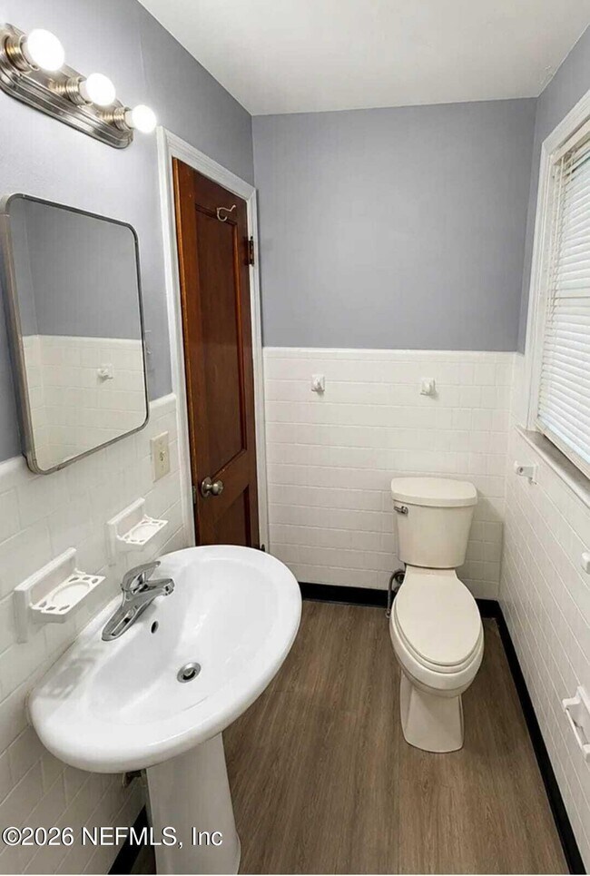 Foto del edificio - 2979 W 16th St