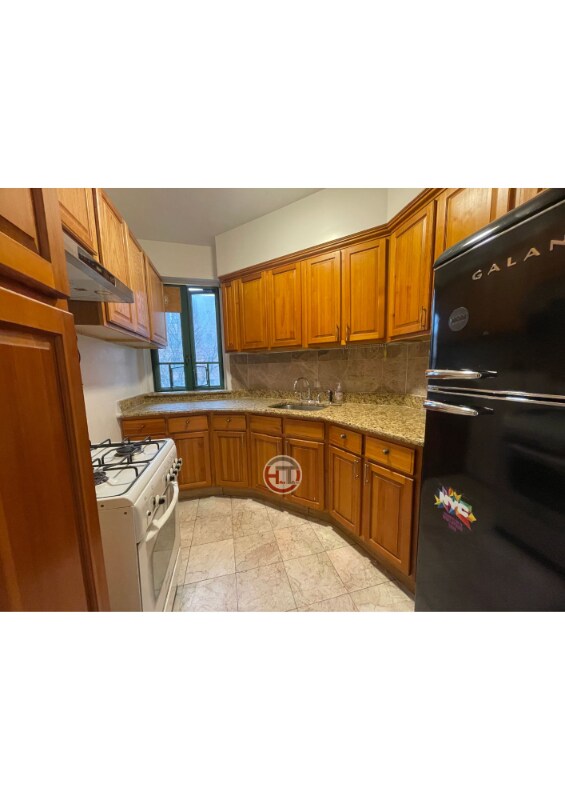 Foto principal - 1589 Unionport Rd